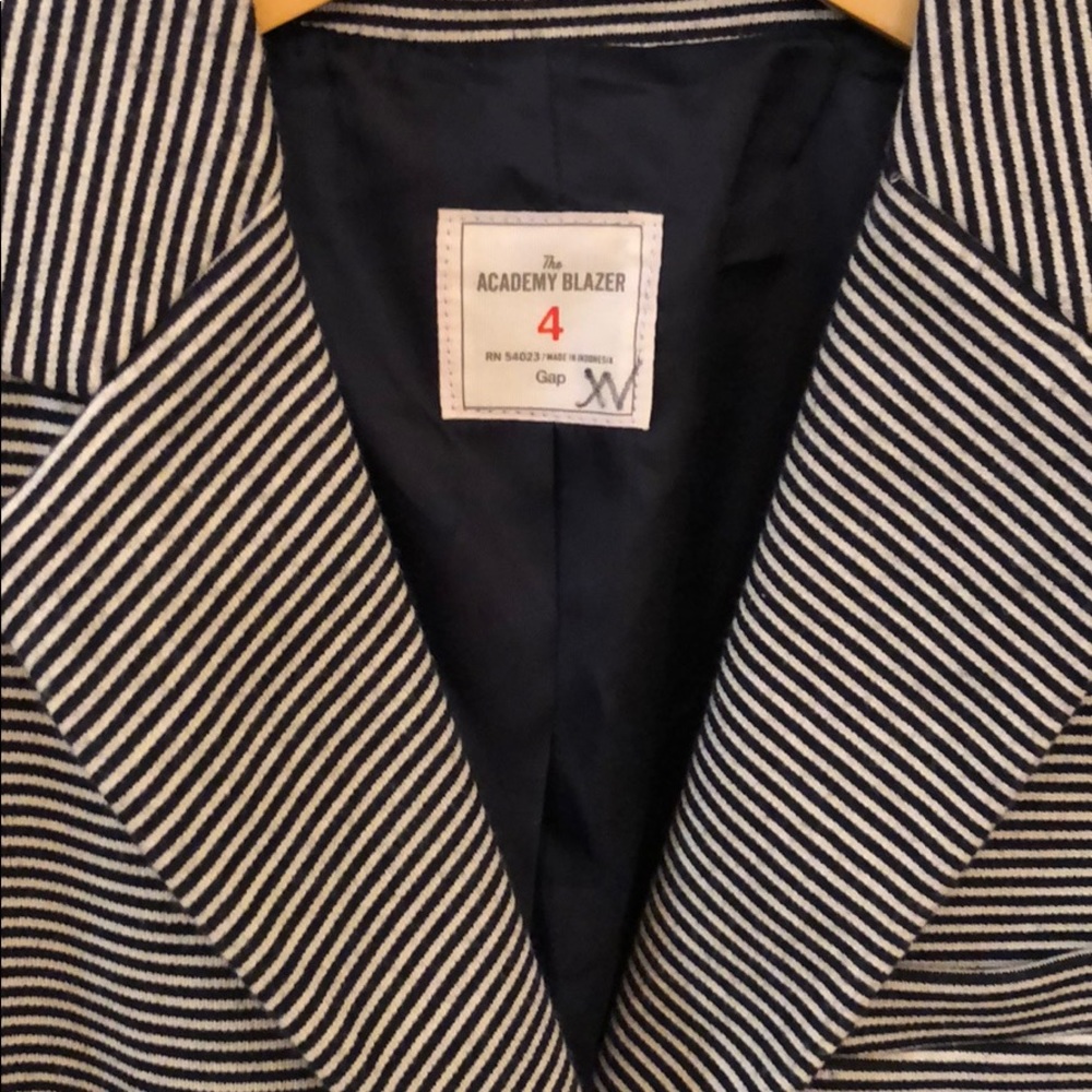 EUC GAP Academy Striped Blazer, size 4 - Picture 4 of 8